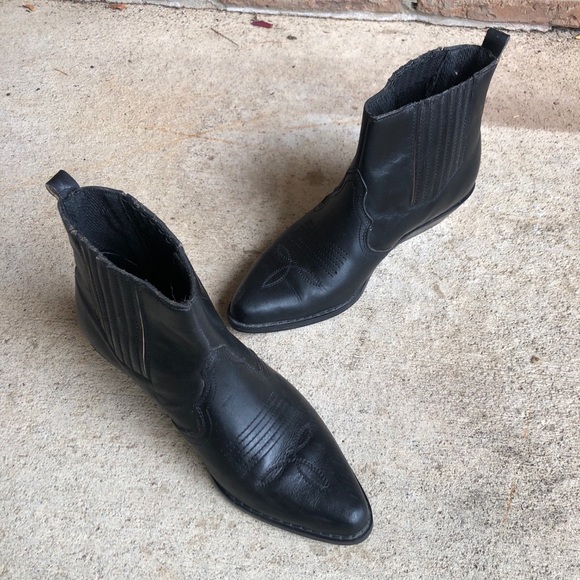 Black ankle boots - Picture 6 of 11